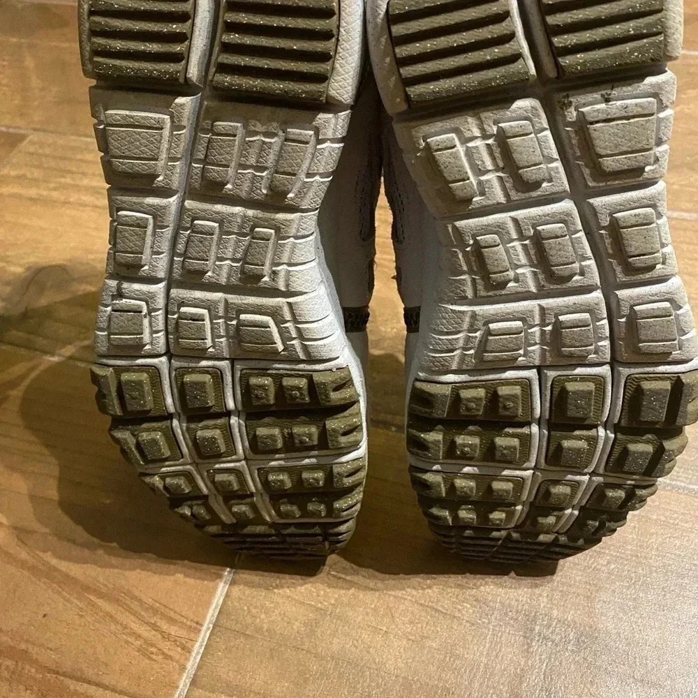 *LIKE NEW* NIKE FREE TERRA VISTA NN (Next Nature Trail) Sneakers Size W10/M8.5